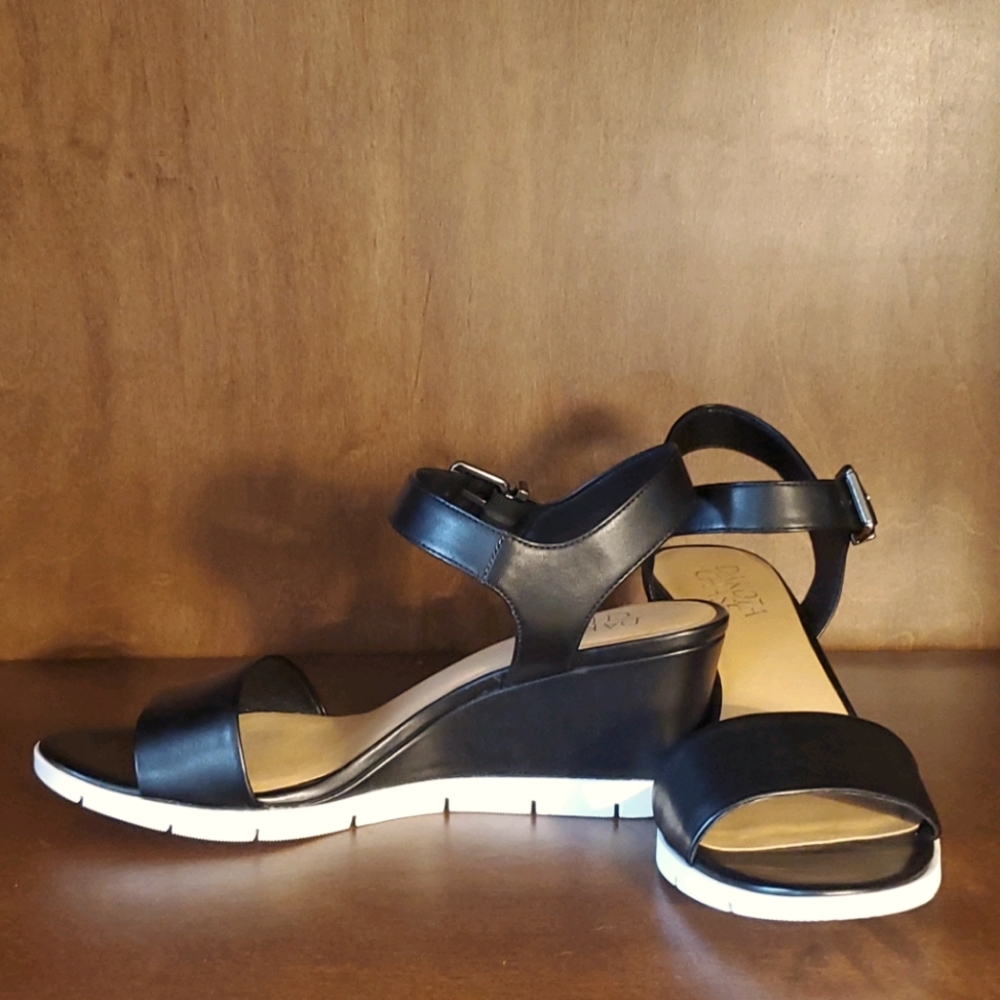 Black wedge sandal